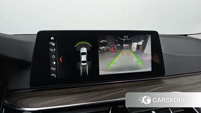 BMW 5 Series (G30) id 3602263 из Кореи 8