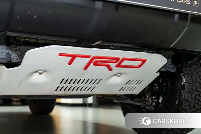 Toyota 4Runner id 4333921 из Китая 8
