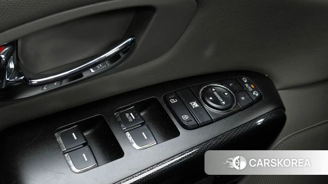 Kia All New Carnival id 4850219 из Кореи 8
