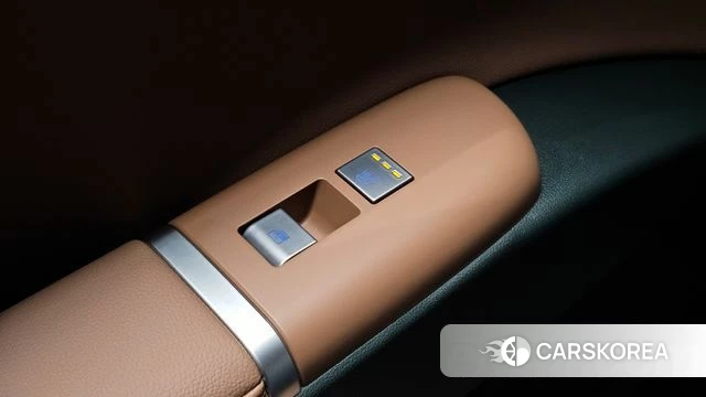 Hyundai Grandeur Hybrid (GN7) id 4222609 из Кореи 8