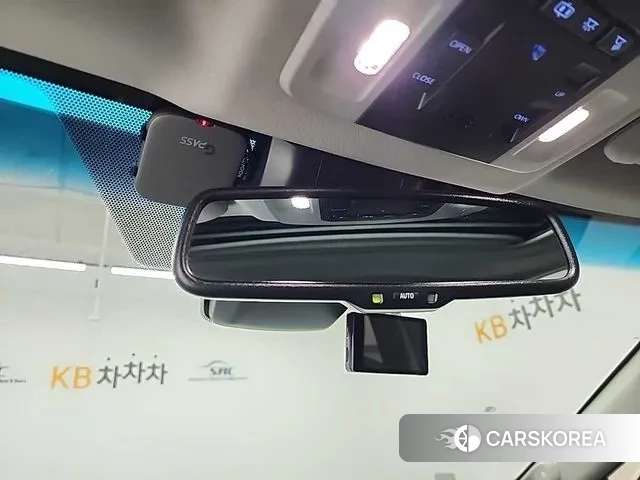 Toyota Camry (XV70) id 3469929 из Кореи 8