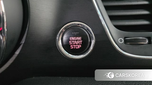 Kia The New Carnival id 3899737 из Кореи 8