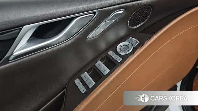 Genesis G80 (RG3) id 3703187 из Кореи 8