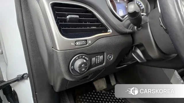 Jeep Cherokee (KL) id 3615947 из Кореи 8