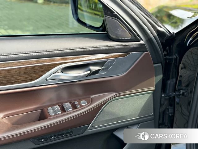 BMW 7 series id 4271490 из Китая 8