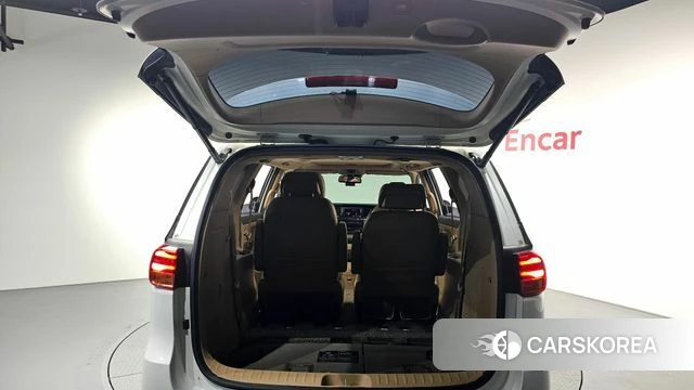 Kia The New Carnival id 4568726 из Кореи 8