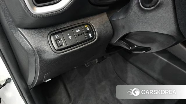 Hyundai Venue id 4614032 из Кореи 8