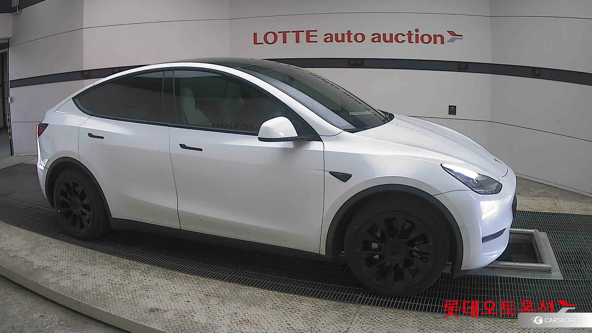 Tesla Model Y Long Range id 4296952 из Кореи 8