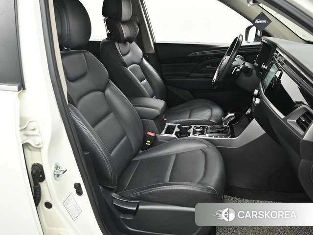 Ssangyong Beautiful Korando id 4338304 из Кореи 8