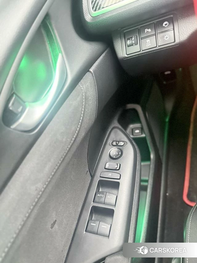 Honda Civic id 4274106 из Китая 8