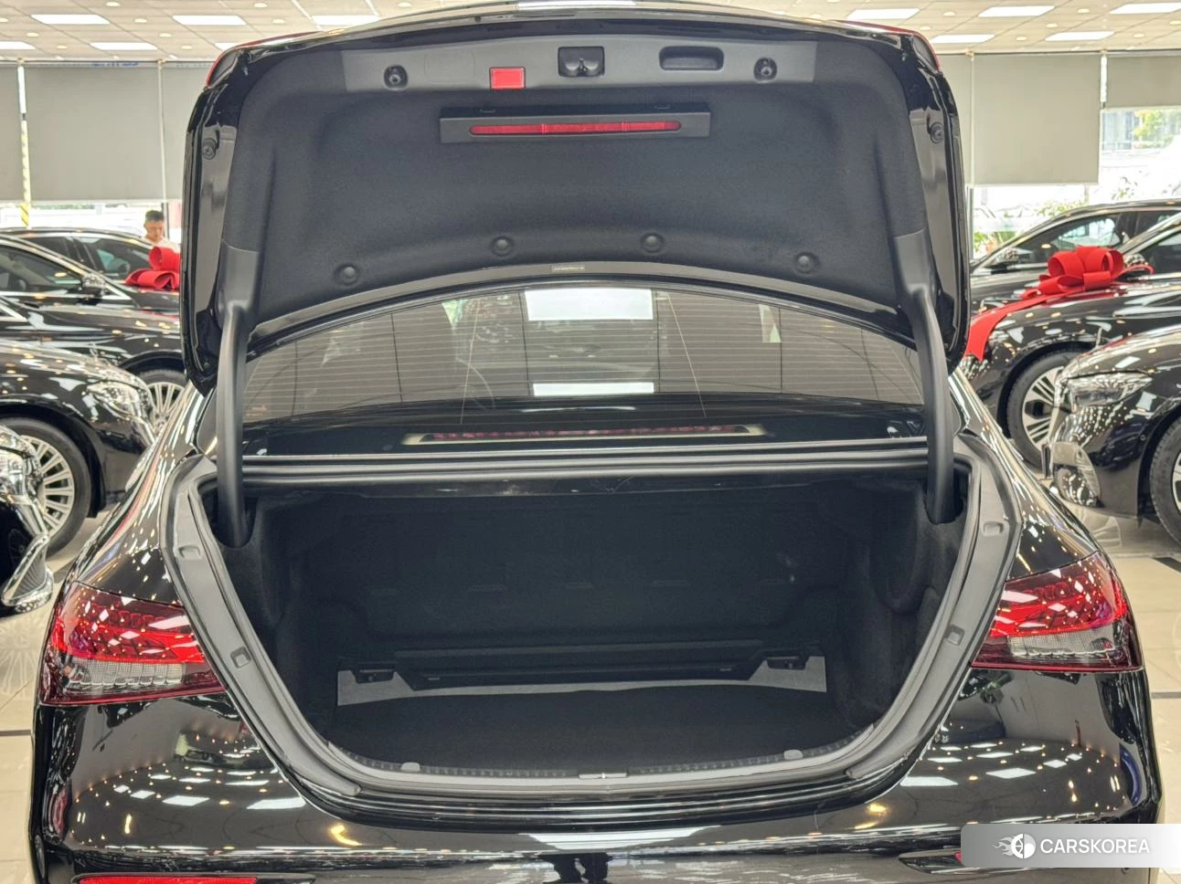 Mercedes-Benz E-class id 4454587 из Китая 8