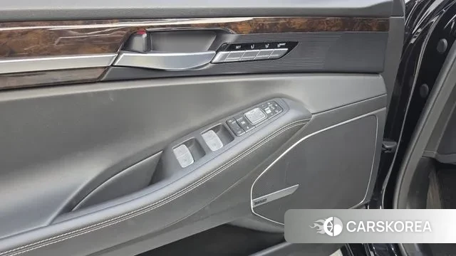 Genesis G90 id 3432940 из Кореи 8