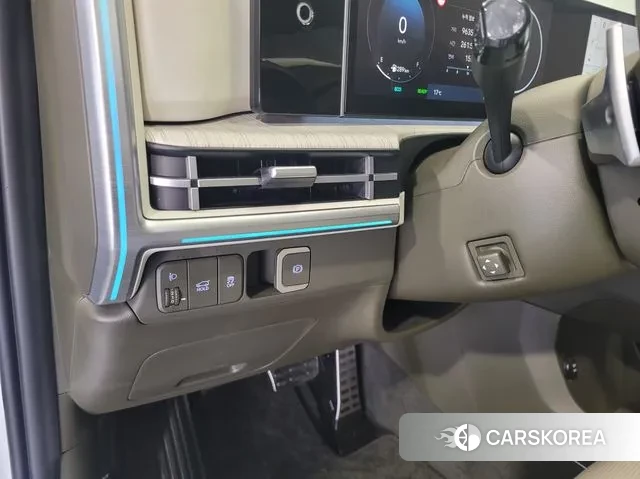 Hyundai Santa Fe (MX5) id 3388746 из Кореи 8