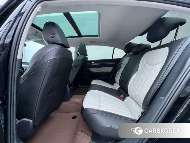 Volkswagen Magotan id 4342089 из Китая 8