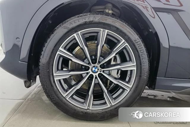 BMW X6 id 4257543 из Китая 8