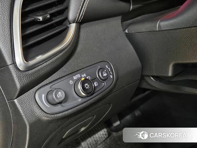 Chevrolet (GM Daewoo) The New Trax id 4542587 из Кореи 8