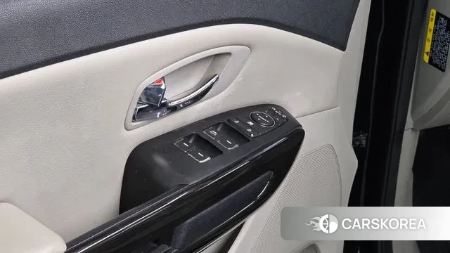 Kia The New Carnival id 3779096 из Кореи 8