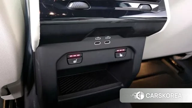 BMW 5 Series (G60) id 3511997 из Кореи 8