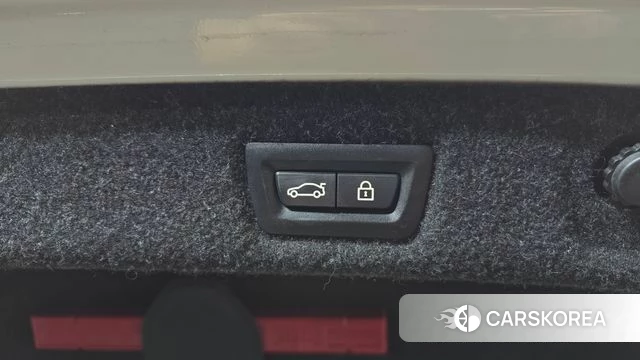 BMW 5 Series (G30) id 4642843 из Кореи 8