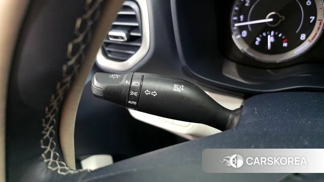 Hyundai Venue id 3910395 из Кореи 8