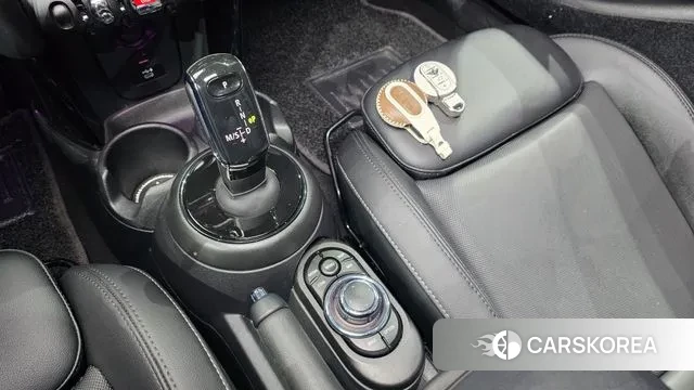 Mini Cooper id 3421432 из Кореи 8