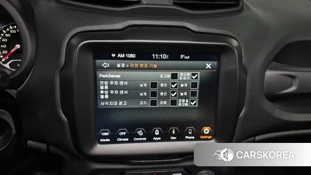 Jeep Renegade id 3597918 из Кореи 8