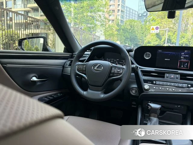 Lexus ES id 4300147 из Китая 8