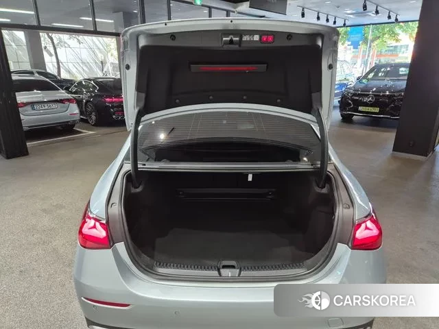 Mercedes-Benz E-Class W214 id 3141937 из Кореи 8