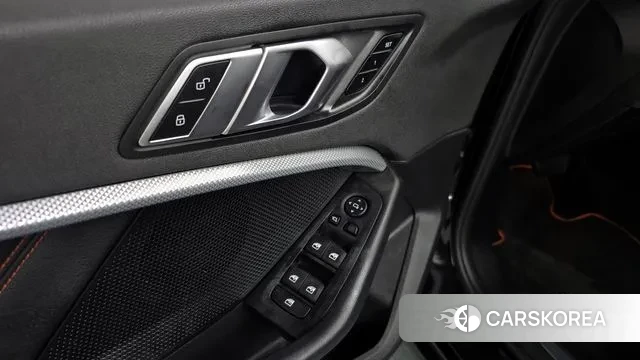 BMW 1 Series (F40) id 3592384 из Кореи 8