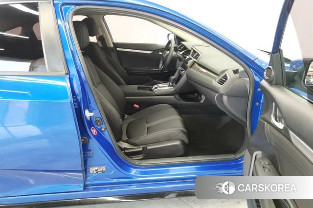Honda Civic id 4208626 из Китая 8