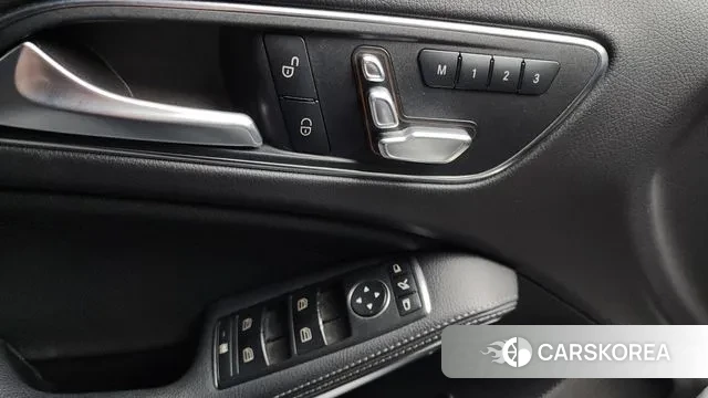 Mercedes-Benz GLA-Class X156 id 3336253 из Кореи 8