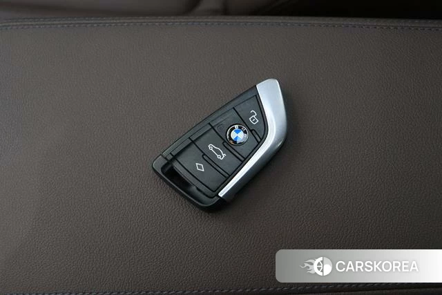BMW 3 series id 4257775 из Китая 8