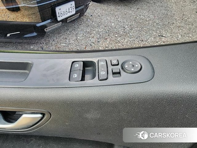 Hyundai Staria id 3889298 из Кореи 8