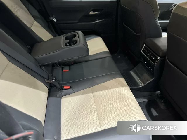 Lexus GX id 3908590 из Китая 8