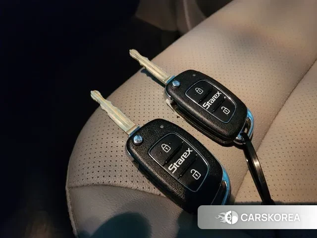 Hyundai The New Grand Starex id 3499367 из Кореи 8