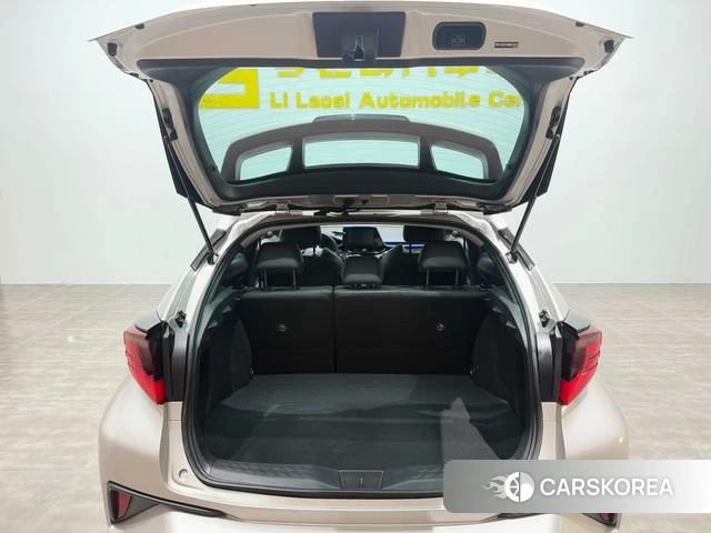 Toyota C-HR id 4262294 из Китая 8