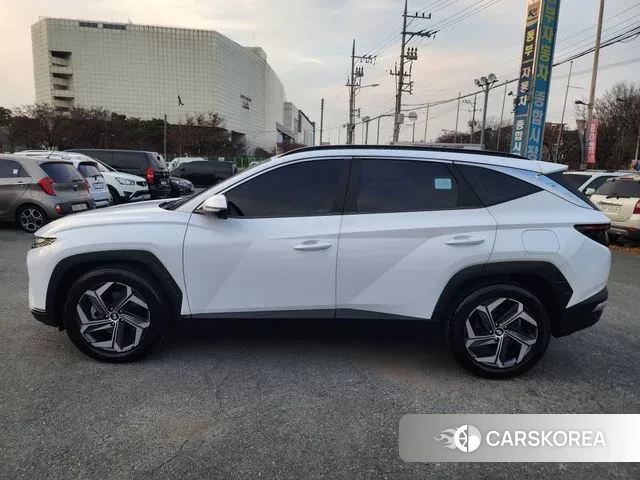 Hyundai Tucson (NX4) id 3483790 из Кореи 8