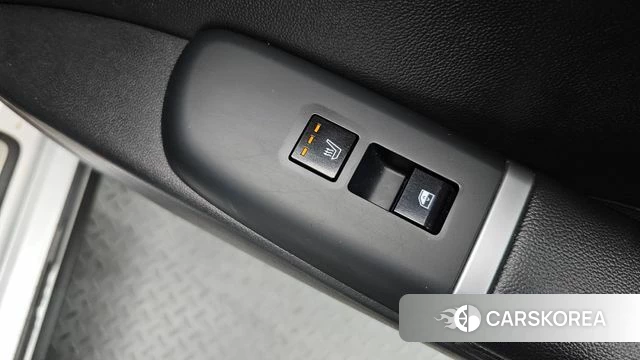 Hyundai Grandeur (GN7) id 4528155 из Кореи 8