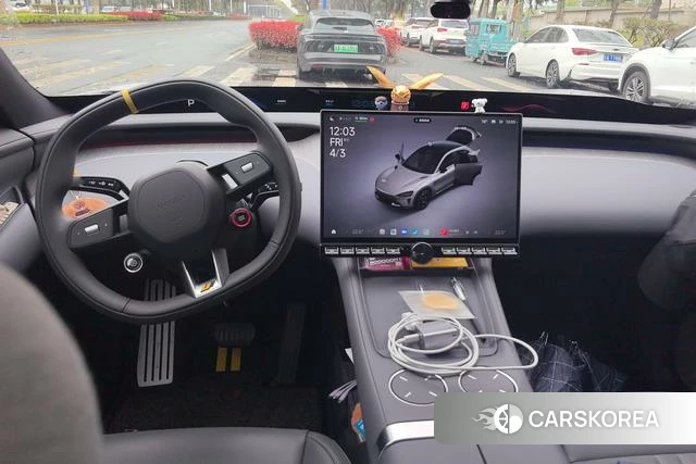 Xiaomi Car Xiaomi YU7 id 3908099 из Китая 8