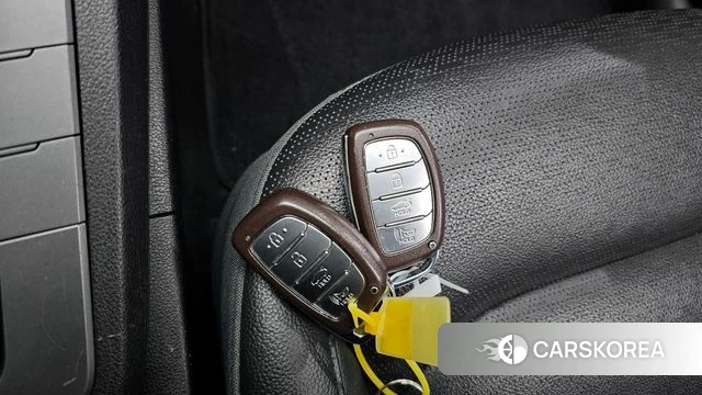 Hyundai The New Avante AD id 4246045 из Кореи 8