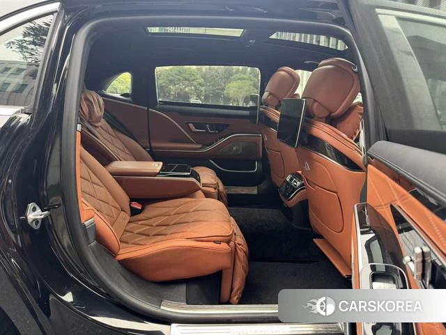 Mercedes-Benz Maybach S-class id 4333538 из Китая 8