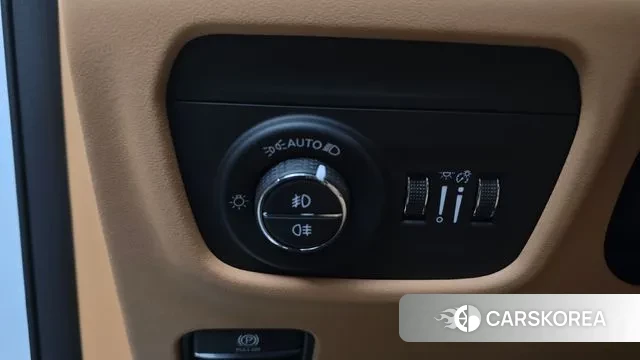 Jeep Grand Cherokee (WL) id 3400970 из Кореи 8