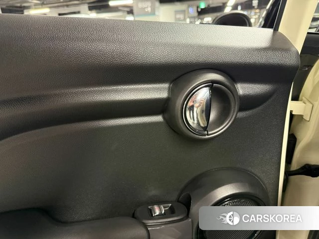 Mini Cooper id 4225545 из Кореи 8