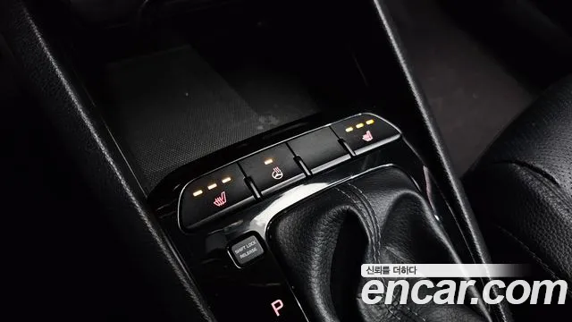 Kia Stonic id 2281996 из Кореи 8