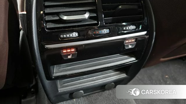 BMW 5 Series (G30) id 3807889 из Кореи 8