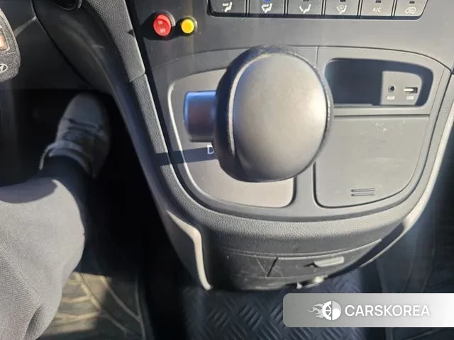 Hyundai The New Grand Starex id 3578809 из Кореи 8