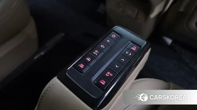 Kia The New Carnival id 3682450 из Кореи 8