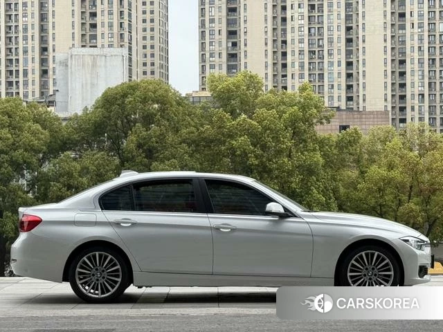 BMW 3 series id 4236276 из Китая 8