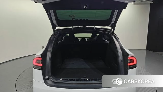 Tesla Model X id 4579293 из Кореи 8