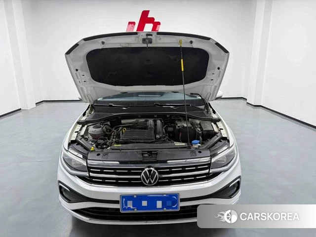 Volkswagen Bora id 4260225 из Китая 8